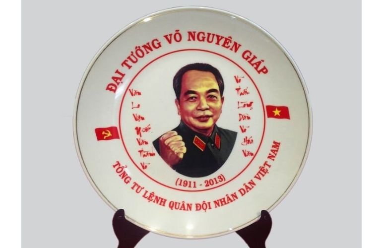 Đĩa trưng bày in logo và ảnh theo yêu cầu